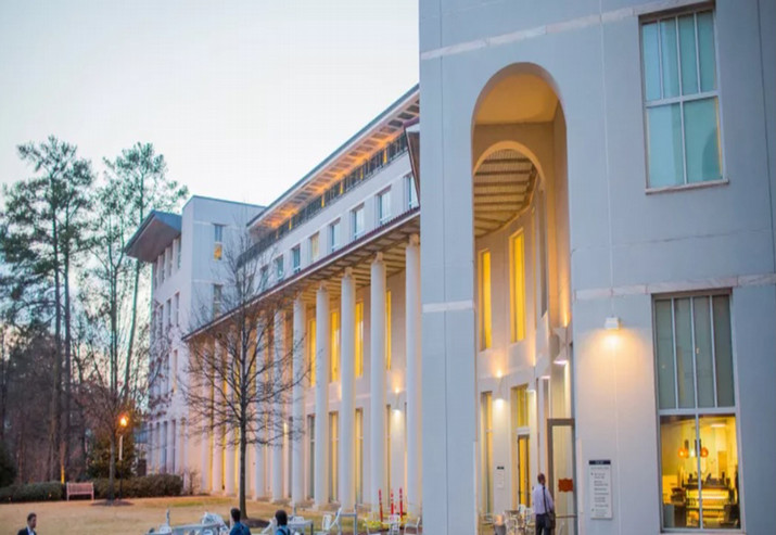 front view of the Goizueta School of Business